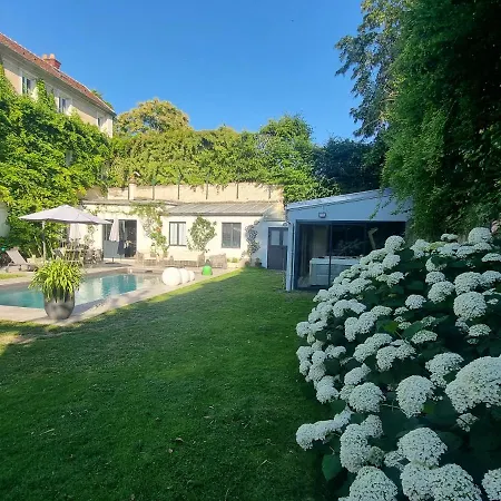 Couette-café Demeure Les Aiglons Fontainebleau