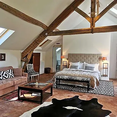 Demeure Les Aiglons, D'hotes & Fontainebleau