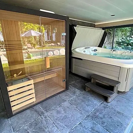 Bed & Breakfast Demeure Les Aiglons, D'hotes & Fontainebleau