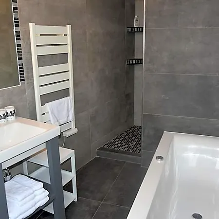 Demeure Les Aiglons, D'hotes & 4*