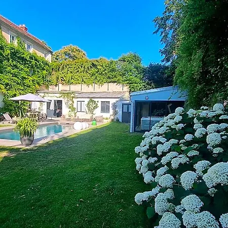 Demeure Les Aiglons, D'hotes & Fontainebleau