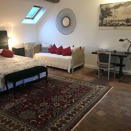 Couette-café Demeure Les Aiglons 4*